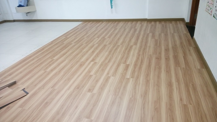 Thi công sàn nhựa giả gỗ Tp Hồ Chí Minh